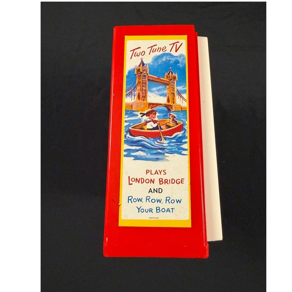 Fisher Price Two Tune TV Music Box London Bridge Row Your Boat Red Toy 2009